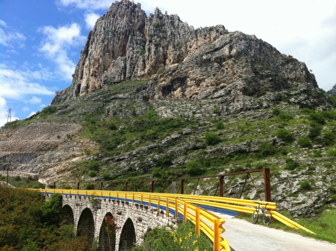 Croatian Bike Routes: Ride around Klis near Split